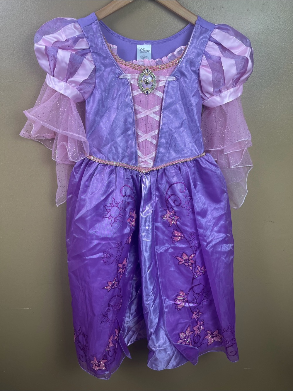 Disney Store Tangled Rapunzel Dress Girls Halloween Costume Size 7/8